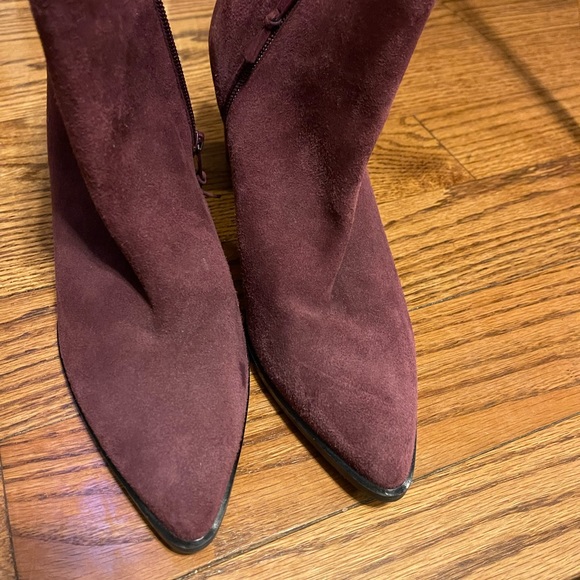 Stuart Weitzmann Booties-Gently Worn-Burgundy Color - Picture 3 of 9